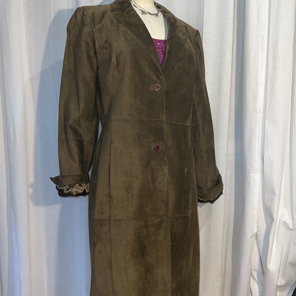 suede coat, sophisticated dark olive green color - EUC - Picture 2 of 14